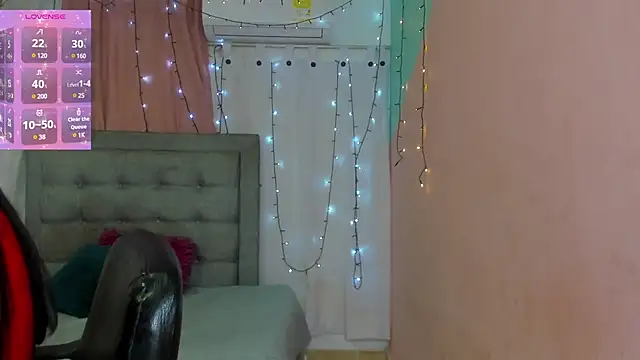 dani-lue online show from 12/22/24, 11:44