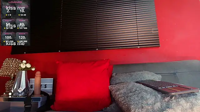JhonyMiller  online show from 01/03/25, 08:43