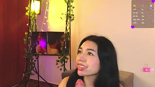 Snapshot of Sweet_Nyx chatting on 02/10/25, 08:10 Sweet Nyx online show from 02/10/25, 08:10