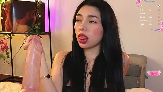 Snapshot of Sweet_Nyx chatting on 03/10/25, 11:27 Sweet Nyx online show from 03/10/25, 11:27