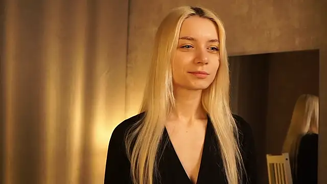 Snapshot of Hi_my_name_is chatting on 03/09/25, 03:05 Hi my name is online show from 03/09/25, 03:05