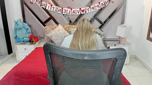 natalia5560 online show from 10/01/25, 12:55