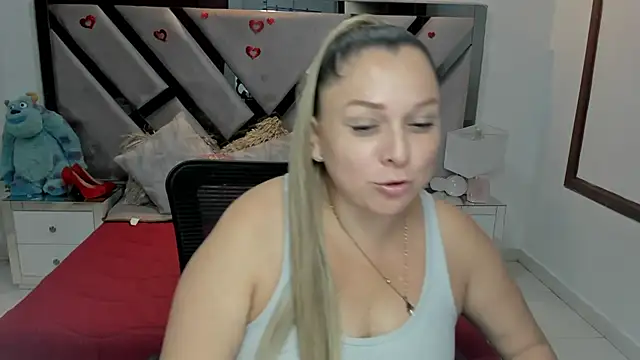 natalia5560 online show from 10/16/25, 01:12