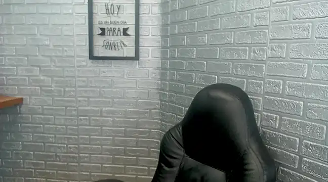 Crystal Walls online show from 03/09/25, 06:21