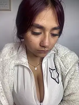 Snapshot of michell_boobs_ chatting on 02/05/25, 12:38 michell boobs online show from 02/05/25, 12:38
