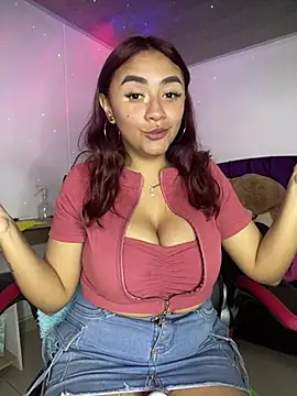 Snapshot of michell_boobs_ chatting on 03/14/25, 03:47 michell boobs online show from 03/14/25, 03:47