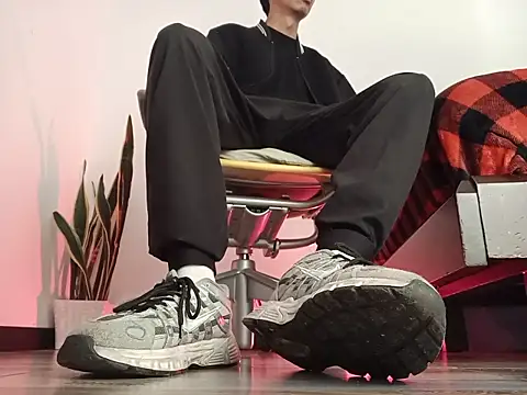 codysmith online show from 10/20/25, 01:11