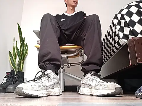 Snapshot of codysmith chatting on 11/04/25, 01:21 codysmith online show from 11/04/25, 01:21