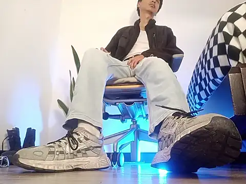 Snapshot of codysmith chatting on 11/07/25, 08:53 codysmith online show from 11/07/25, 08:53