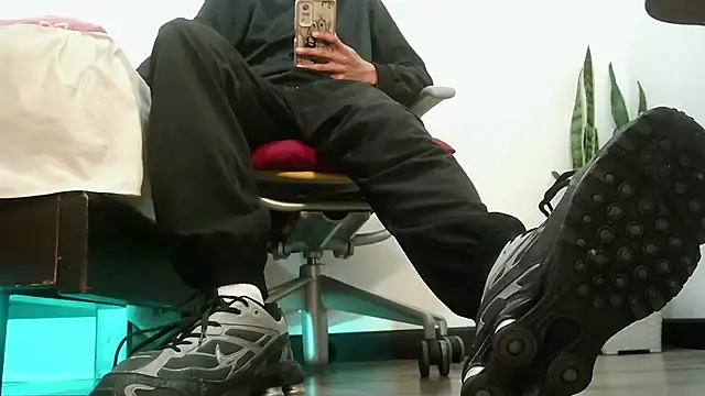 codysmith online show from 07/23/26, 02:04