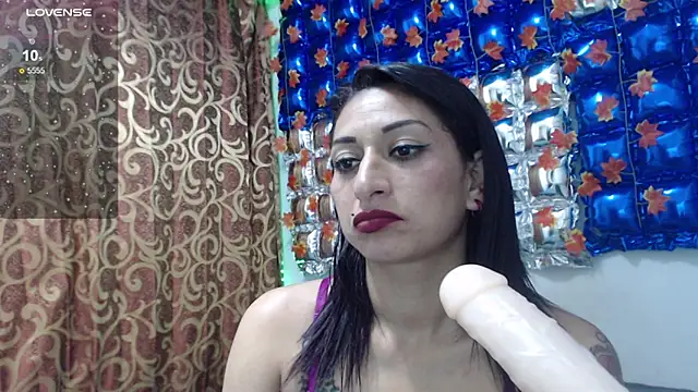 thaly funn online show from 01/18/25, 02:25