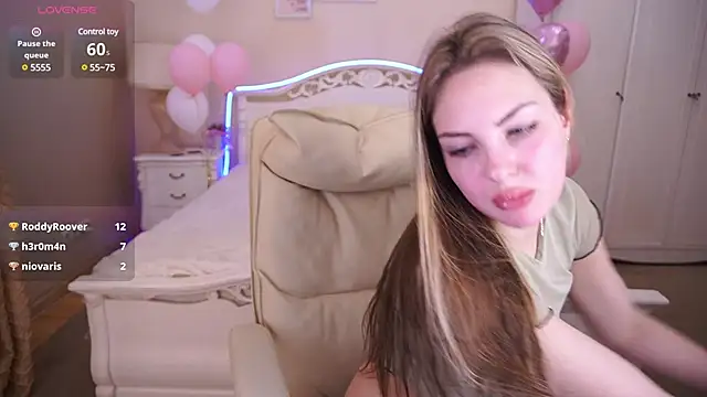 LexxiJoy online show from 02/18/25, 01:33