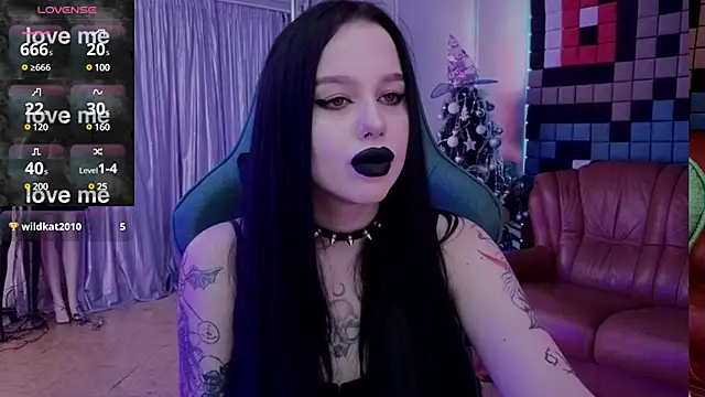 Snapshot of alexx_succubus chatting on 12/20/24, 04:31 alexx succubus online show from 12/20/24, 04:31