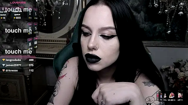 Snapshot of alexx_succubus chatting on 03/04/25, 11:43 alexx succubus online show from 03/04/25, 11:43
