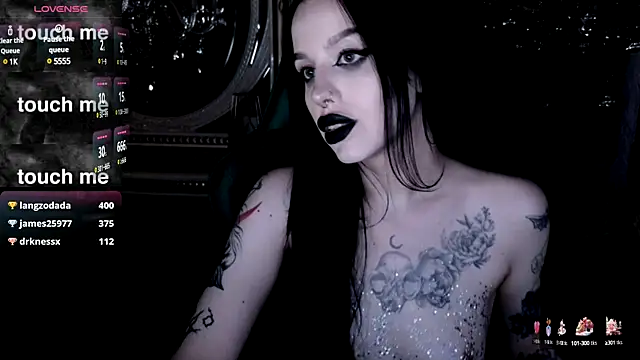 Snapshot of alexx_succubus chatting on 03/05/25, 02:46 alexx succubus online show from 03/05/25, 02:46