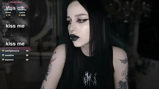Snapshot of alexx_succubus chatting on 03/06/25, 09:31 alexx succubus online show from 03/06/25, 09:31