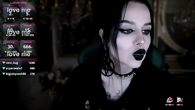 Snapshot of alexx_succubus chatting on 03/11/25, 02:43 alexx succubus online show from 03/11/25, 02:43