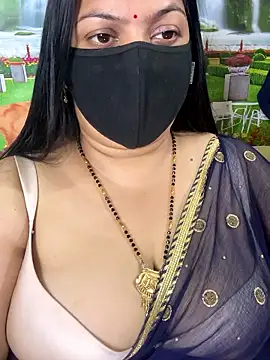 FlatVincy4 online show from 10/31/25, 03:57