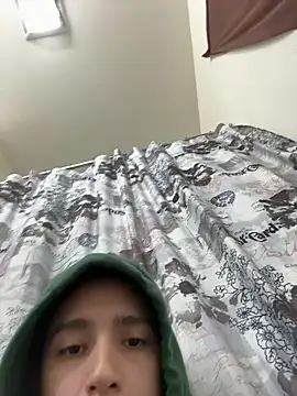 Snapshot of qbaby96 chatting on 01/01/25, 11:51 qbaby96 online show from 01/01/25, 11:51