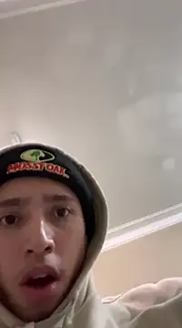 Snapshot of qbaby96 chatting on 01/08/25, 10:15 qbaby96 online show from 01/08/25, 10:15