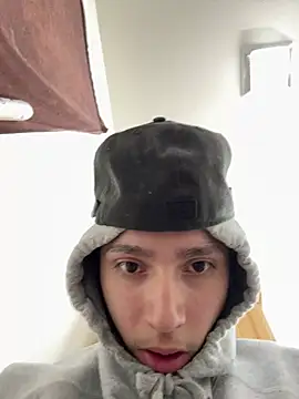 Snapshot of qbaby96 chatting on 03/12/25, 01:19 qbaby96 online show from 03/12/25, 01:19