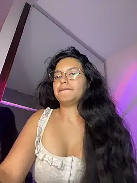 Rosita forever  online show from 05/20/26, 10:10