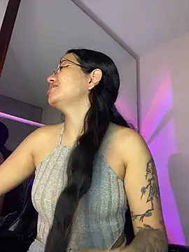 Rosita forever  online show from 05/25/26, 02:23