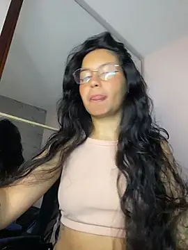 Rosita forever  online show from 06/04/26, 03:18