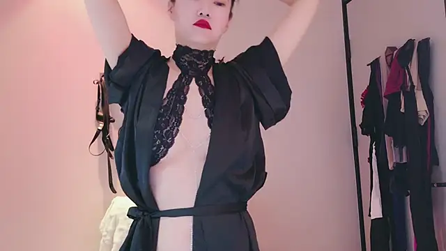 Snapshot of Sweet-521 chatting on 11/02/25, 03:42 Sweet-521 online show from 11/02/25, 03:42