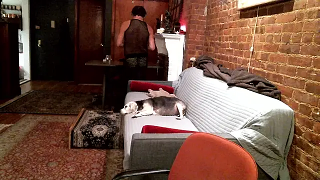 Snapshot of Johnny_Bottoms chatting on 11/25/25, 11:49 Johnny Bottoms online show from 11/25/25, 11:49