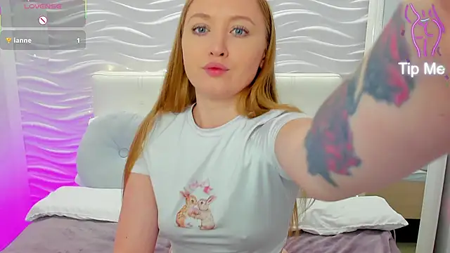 Snapshot of ChloeSug chatting on 09/15/25, 12:16 ChloeSug online show from 09/15/25, 12:16