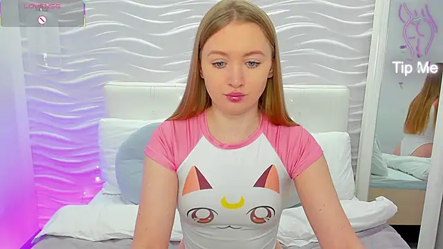 Snapshot of ChloeSug chatting on 11/25/25, 01:11 ChloeSug online show from 11/25/25, 01:11