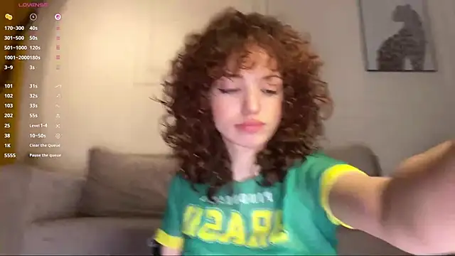 LilianGrindle online show from 06/11/26, 07:34
