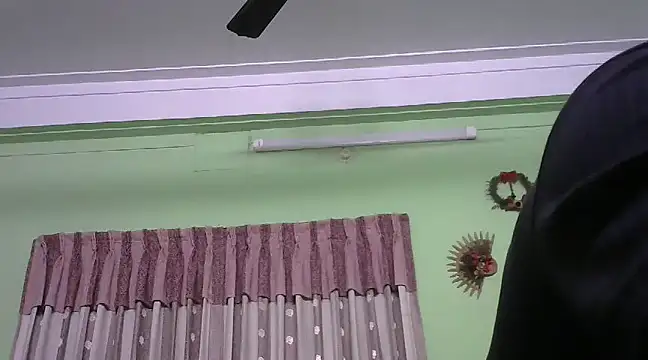 Snapshot of GildanK18 chatting on 01/22/25, 08:17 GildanK18 online show from 01/22/25, 08:17