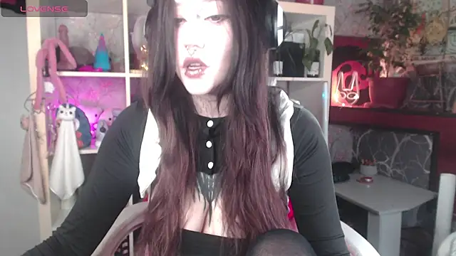 chloe crystall killer online show from 07/20/26, 11:45