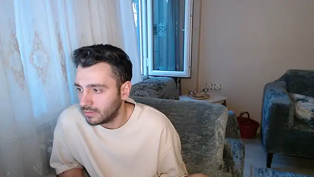 handsomeee04 online show from 05/15/26, 11:34