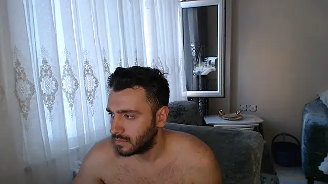 handsomeee04 online show from 06/25/26, 05:17