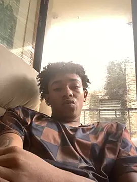 Snapshot of Boy_cock18 chatting on 10/10/25, 04:06 Boy cock18 online show from 10/10/25, 04:06