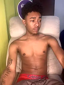 Snapshot of Boy_cock18 chatting on 10/15/25, 06:57 Boy cock18 online show from 10/15/25, 06:57