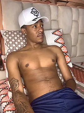 Snapshot of Boy_cock18 chatting on 10/25/25, 10:26 Boy cock18 online show from 10/25/25, 10:26