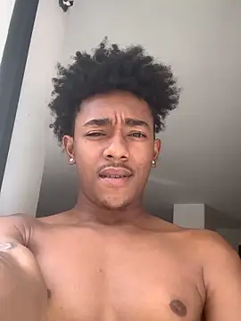 Snapshot of Boy_cock18 chatting on 10/29/25, 06:53 Boy cock18 online show from 10/29/25, 06:53