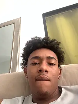 Snapshot of Boy_cock18 chatting on 11/02/25, 05:37 Boy cock18 online show from 11/02/25, 05:37