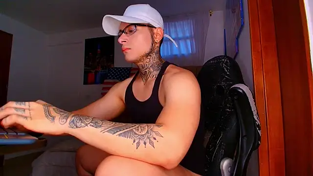 DennisWalkerr online show from 10/10/25, 10:42