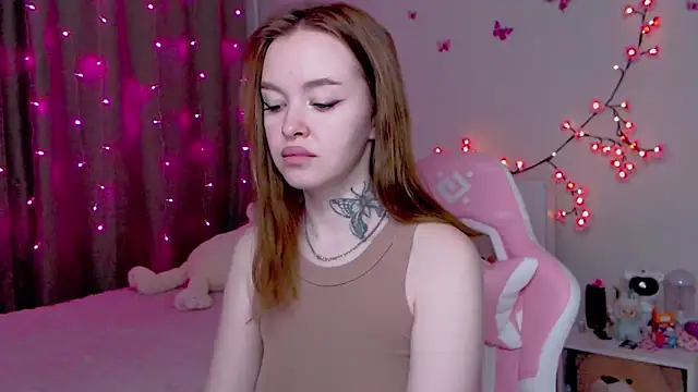 Snapshot of Naughty_Mable chatting on 10/11/25, 12:21 Naughty Mable online show from 10/11/25, 12:21