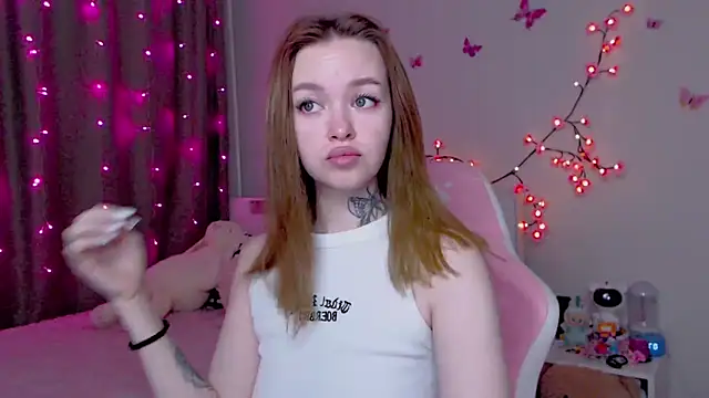 Snapshot of Naughty_Mable chatting on 10/20/25, 12:55 Naughty Mable online show from 10/20/25, 12:55
