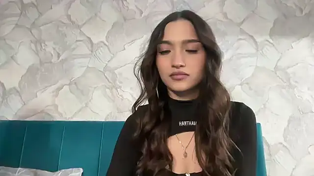 Snapshot of MilenaMilven chatting on 12/25/24, 03:38 MilenaMilven online show from 12/25/24, 03:38