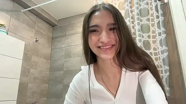 Snapshot of MilenaMilven chatting on 12/31/24, 09:28 MilenaMilven online show from 12/31/24, 09:28