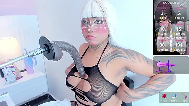 Leticia lynn online show from 10/02/25, 08:38