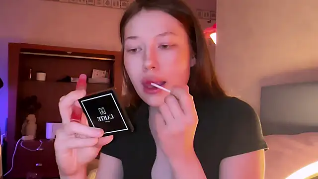 eva varnerr online show from 06/02/26, 01:18