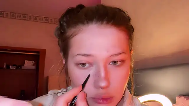 eva varnerr online show from 06/03/26, 01:30
